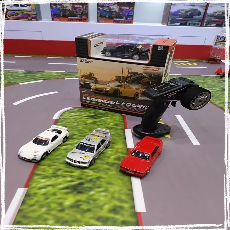 سيارة سباق صغيرة جديدة للتحكم  - مراجعة Rc Hobby Desk وسعره